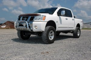 Nissan Titan Suspension Lift Kit - Rough Country - 6 Inch Lift Kit + N3 Struts - '04-'15
